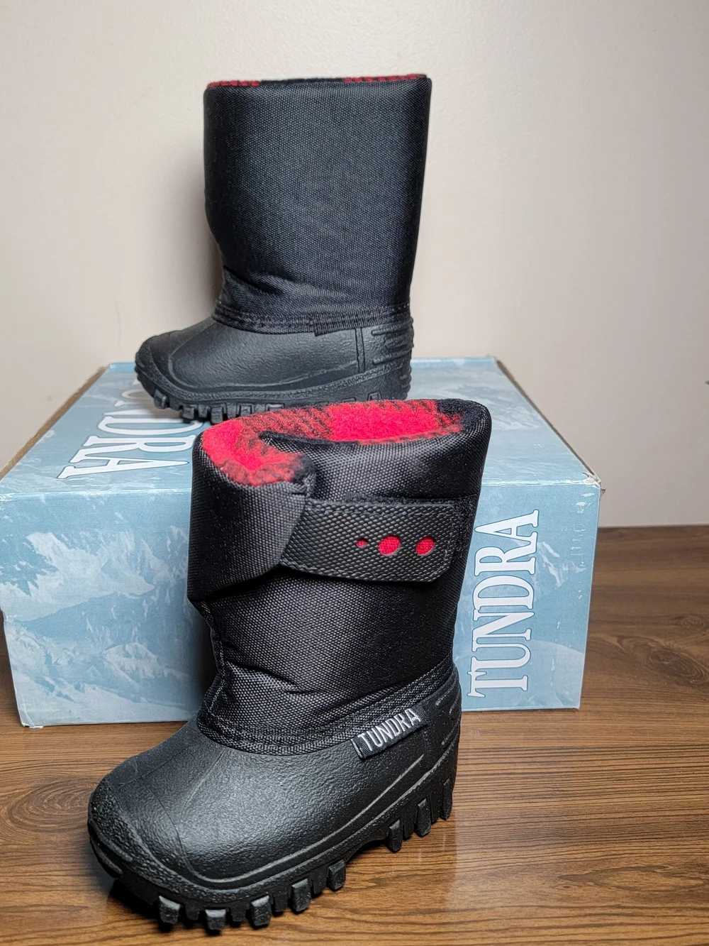 Tundra Teddy Kids Black Winter Boots - Size 4 Toddler